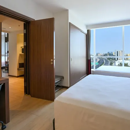 Comfort Hotel Jeddah King Road