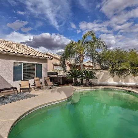 Tucson Getaway w/ Yard, Pool, Hot Tub + Gas Grill!