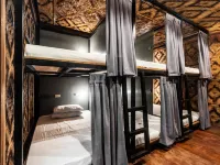 MAD Monkey Hostel Siargao Hotels in General Luna