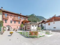Apartment near Lago di Ledro Lake - bar