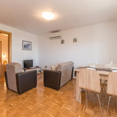 Apartments Lilly - Two Bedroom Apartment with Terrace and Sea View