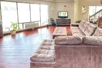 Quality Inn & Suites Thomasville Hotels in Thomasville