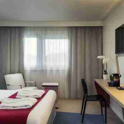 Hôtel Mercure Paris Le Bourget Rooms