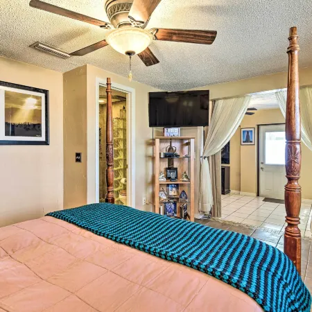 Unique Nokomis Home ~ 2 Mi to Beach Access!