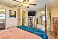 Unique Nokomis Home ~ 2 Mi to Beach Access!