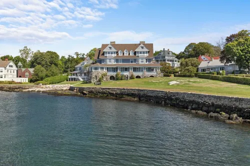 Waterfront Estate in Groton – 10 Bedrooms, Private Pier, & Beach Access