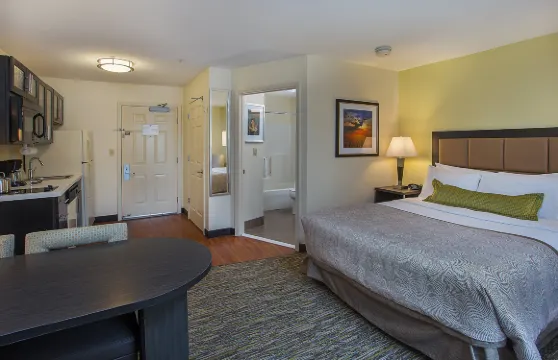 Candlewood Suites 路易斯維爾機場