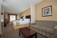 Holiday Inn Express & Suites CLOVIS by IHG