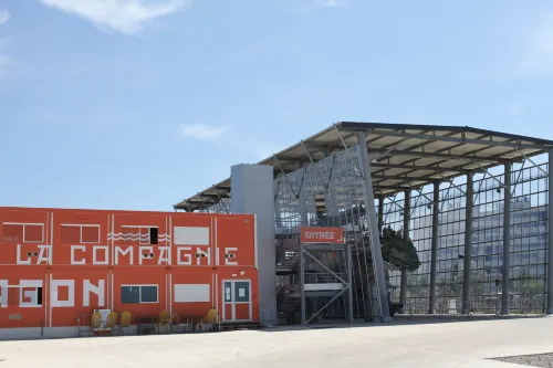 홀리데이 인 칼레