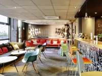 Ibis Lyon Gerland Musée des Confluences Hotels in Oullins