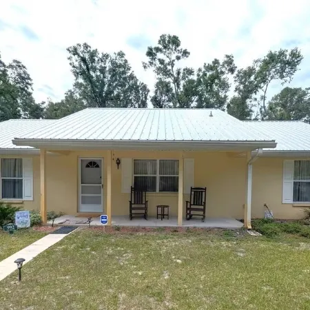 Country Retreat in North Central FL Oasis w/ Firepit, WiFi & Nearby Springs