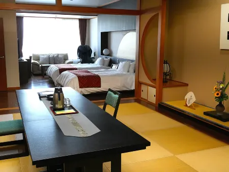 Enjoy the onsen in theOhtawara Onsen Hotel Ryujyoen