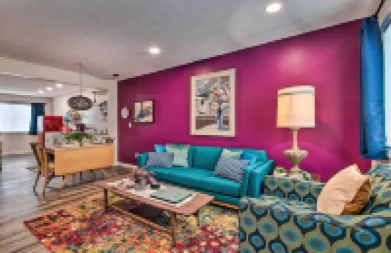 Ideally Located House - 9 Mi from Route 66!