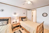 Updated Home Near Neuse River Fishing and Boating - 3-Star