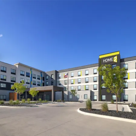 Tru by Hilton Fort Worth Lake Worth