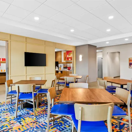 Hampton Inn by Hilton Daleville Отели в г. Ботетот