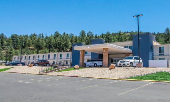 Elevate Hotel at Sierra Blanca Ruidoso, Ascend Hotel Collection