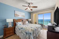 Beautiful Condo with Spacious Balcony to Enjoy Fascinating Ocean View - Unit 1002 by RedAwning