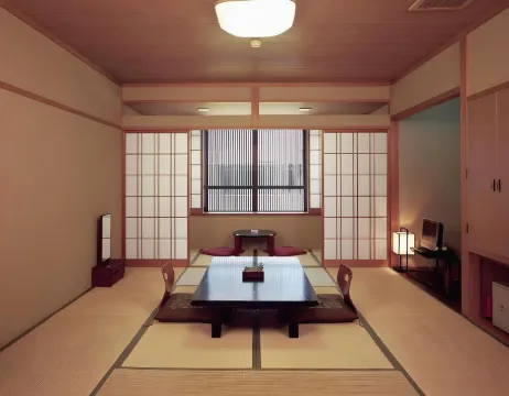 京都駅前 ひふみ旅館