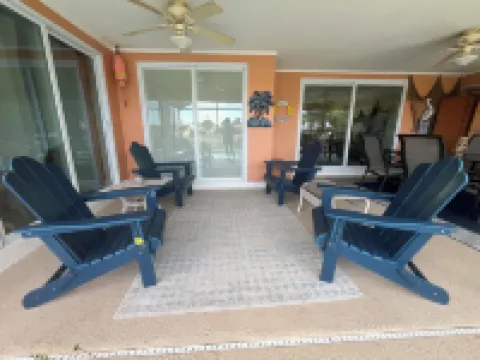 Punta Gorda Isles Updated 2b2b Canal Pool Home - Jan-March Weeks Available!