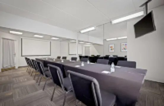 La Quinta Inn & Suites by Wyndham Miami Airport West