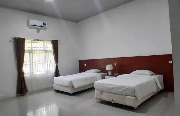 培育職業高中1號普朱特分校的薩普特爾教育酒店