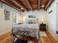 Pepperrell Place - Home for 6 Hotels in Kittery