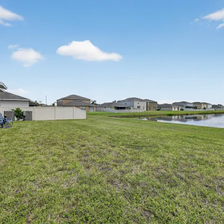 Spacious Getaway Near Apollo Beach 5 Bedroom Home