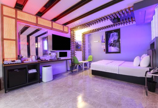 포항 라우스데오호텔