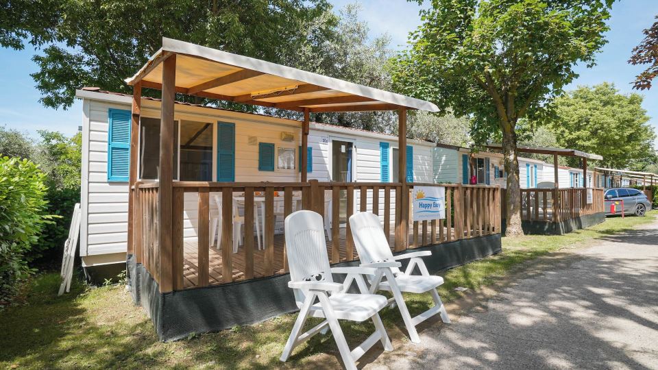 Happy Camp Mobile Homes in BalatonTourist Füred Camping & Bungalows