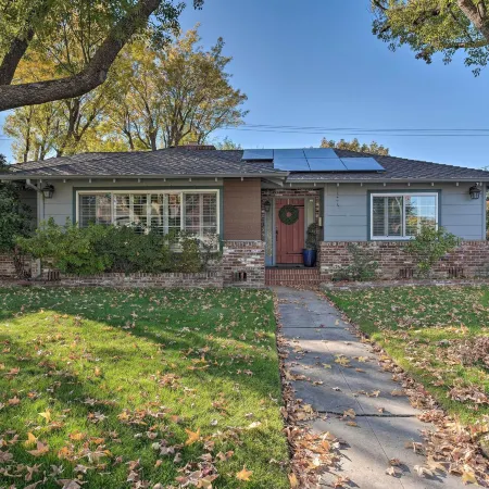Spacious Wine Country Home 1 Mi to Downtown Lodi!