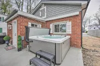 Waterfront Syracuse Home w/ Patio & Fire Pit! - Country Houses