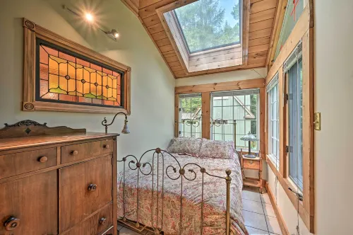 Beautiful Jay Peak Home Near Creek and Waterfalls! - parking
