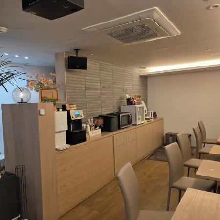 Hound Hotel Gimhae Samgye