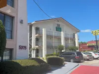 Guest Inn & Suites Hotels in Norcross