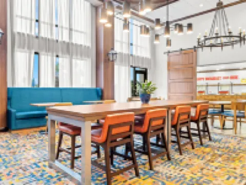 ハンプトン  イン & スイーツ ティフトン ティフトンのホテル