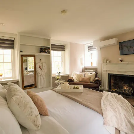 Chimney Hill Estate Inn