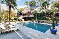Luxury Retreat in Smyrna Pool, Pickleball and More! - Swimmingpools