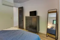 Modern Cabin w/ Hot Tub & Fire Pit in Fairview! - Homestays