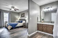 Family-Friendly Springfield Home w/ Yard! - Homestays