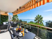Apartment in Golfe-Juan with Sea Views