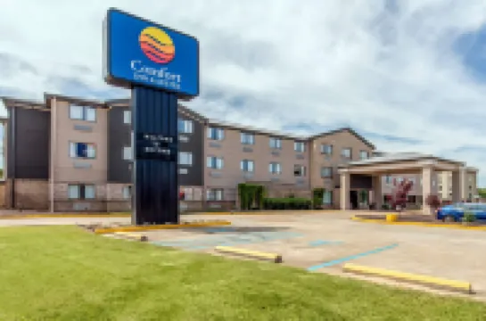 Comfort Inn & Suites