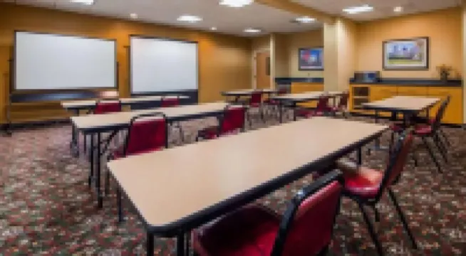 ベストウェスタン ジョリエット イン & スイーツ