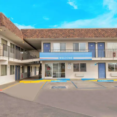 Motel 6 Farmington, NM