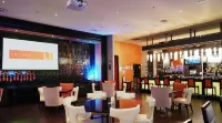 Fantasyland Hotel - Baarit