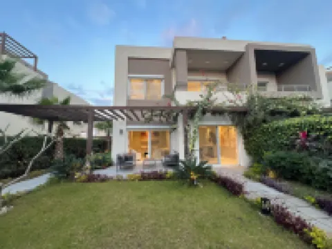 Alsawah 5BR Villa With Private Pool Hotels in 