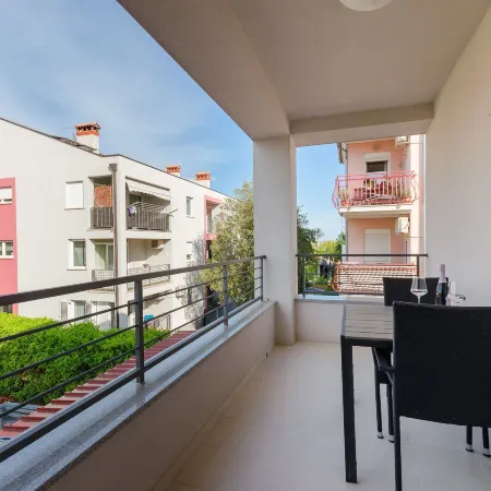 Apartment Goran