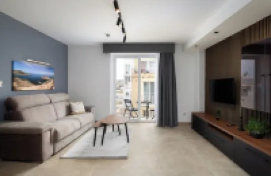Big 2BD Duplex Penthouse & Large Terrace