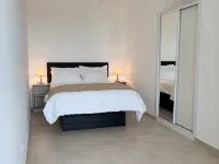 JoLi Beach House - Charming Second Floor T1 Center - with balcony - Апартаменты