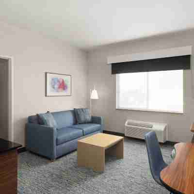 Garner Hotel Provo South by IHG Rooms